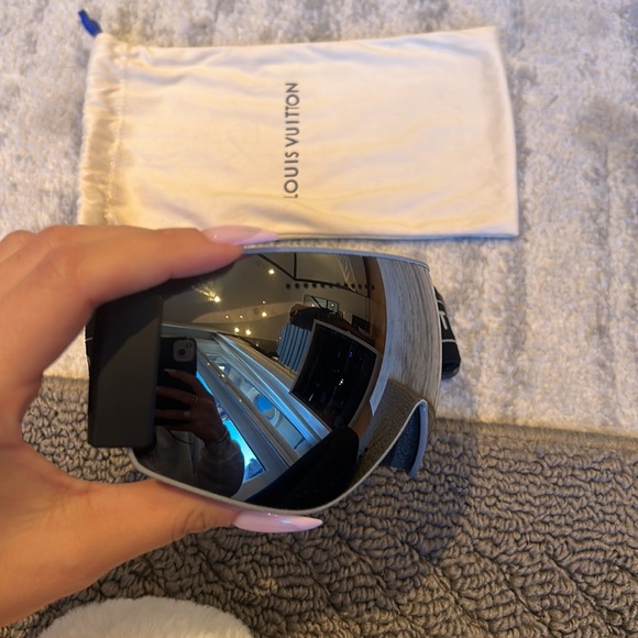 NWT LOUIS VUITTON SKI GOGGLES - Picture 3 of 5
